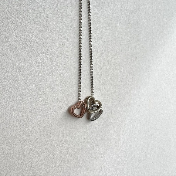 Jewelry - Tri Color Triple Heart Necklace 3 Open Hearts